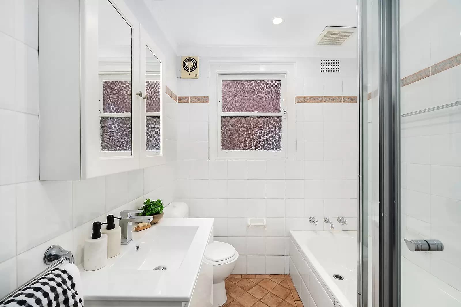 2/7 Merlin Street, Neutral Bay, Neutral Bay - Thumbnail 5