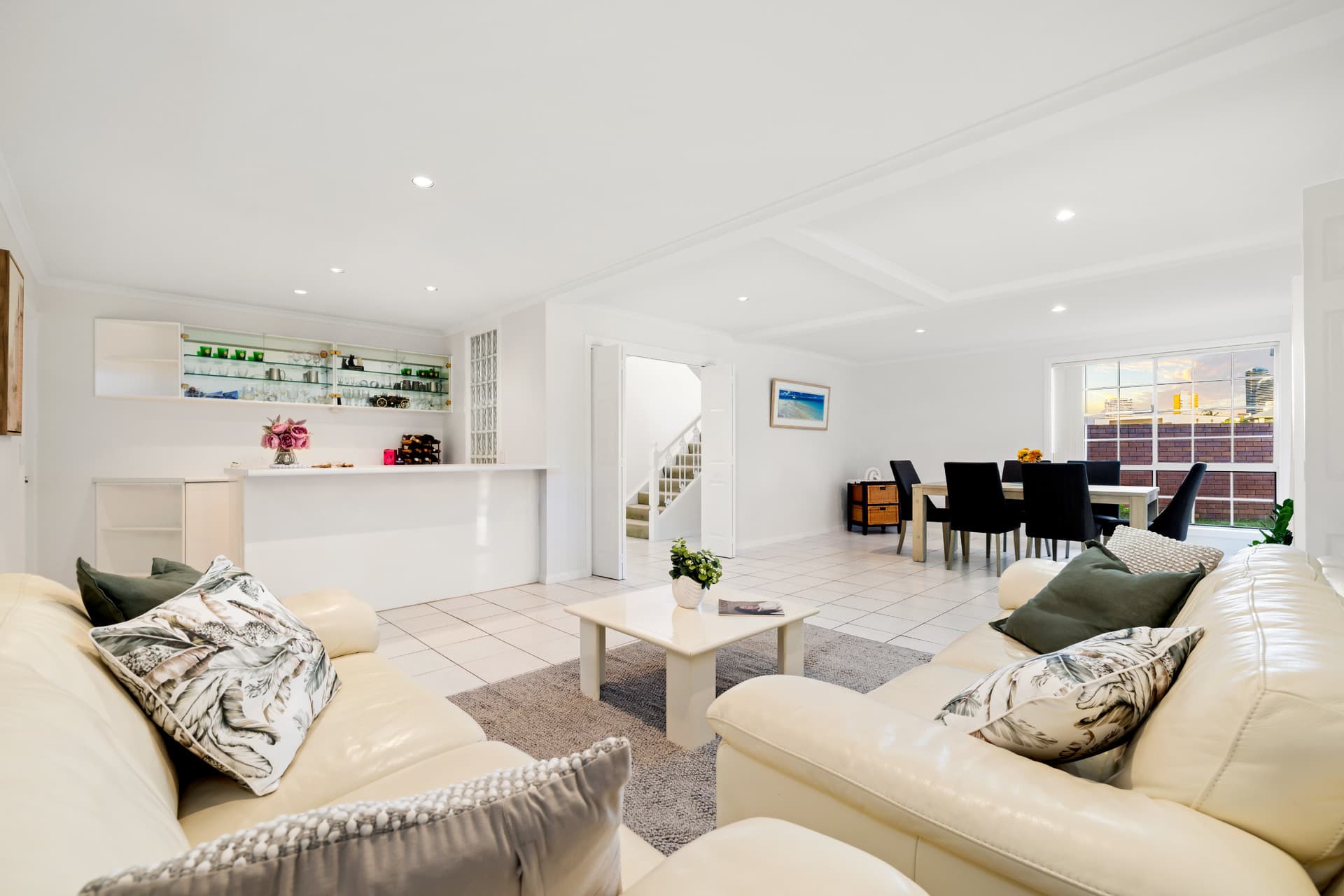 9 Tumbi Street, Broadbeach Waters, QLD, 4218, Broadbeach Waters - Thumbnail 5