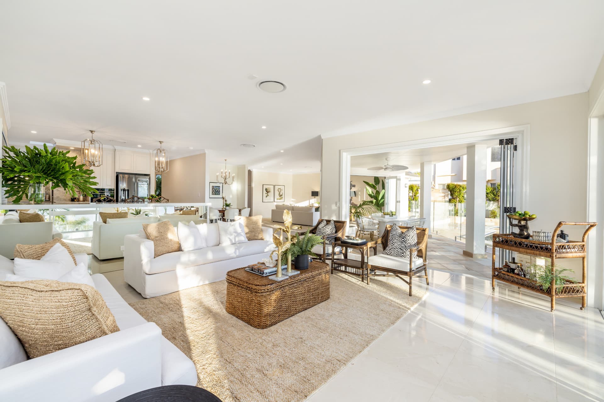 4 Cabana Boulevard, Benowa Waters, QLD, 4217, Benowa Waters - Thumbnail 6