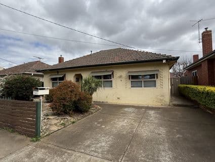 404, Werribee - Image 1