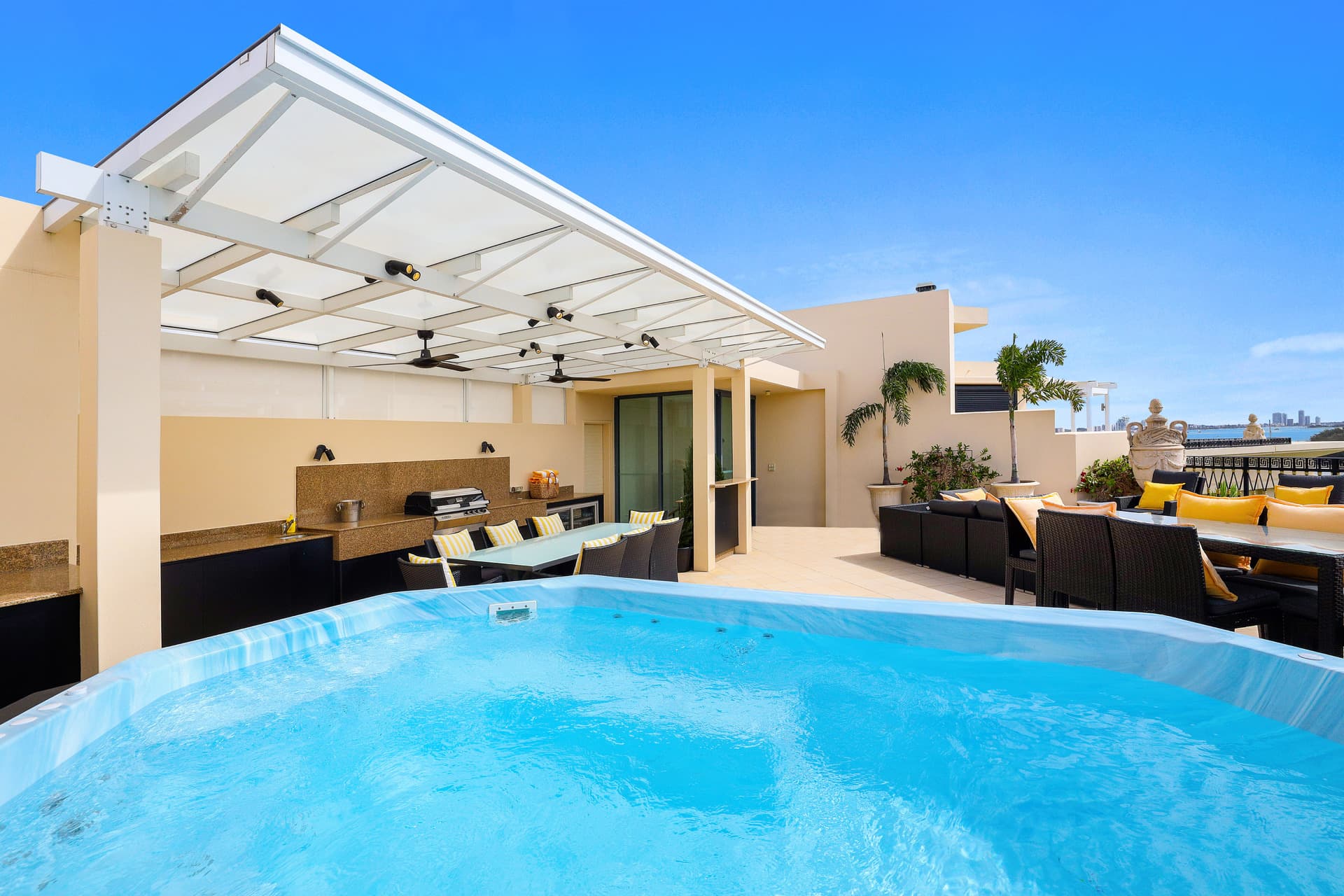 Condo 33 'Palazzo Versace', Main Beach, QLD, 4217, Main Beach - Thumbnail 3