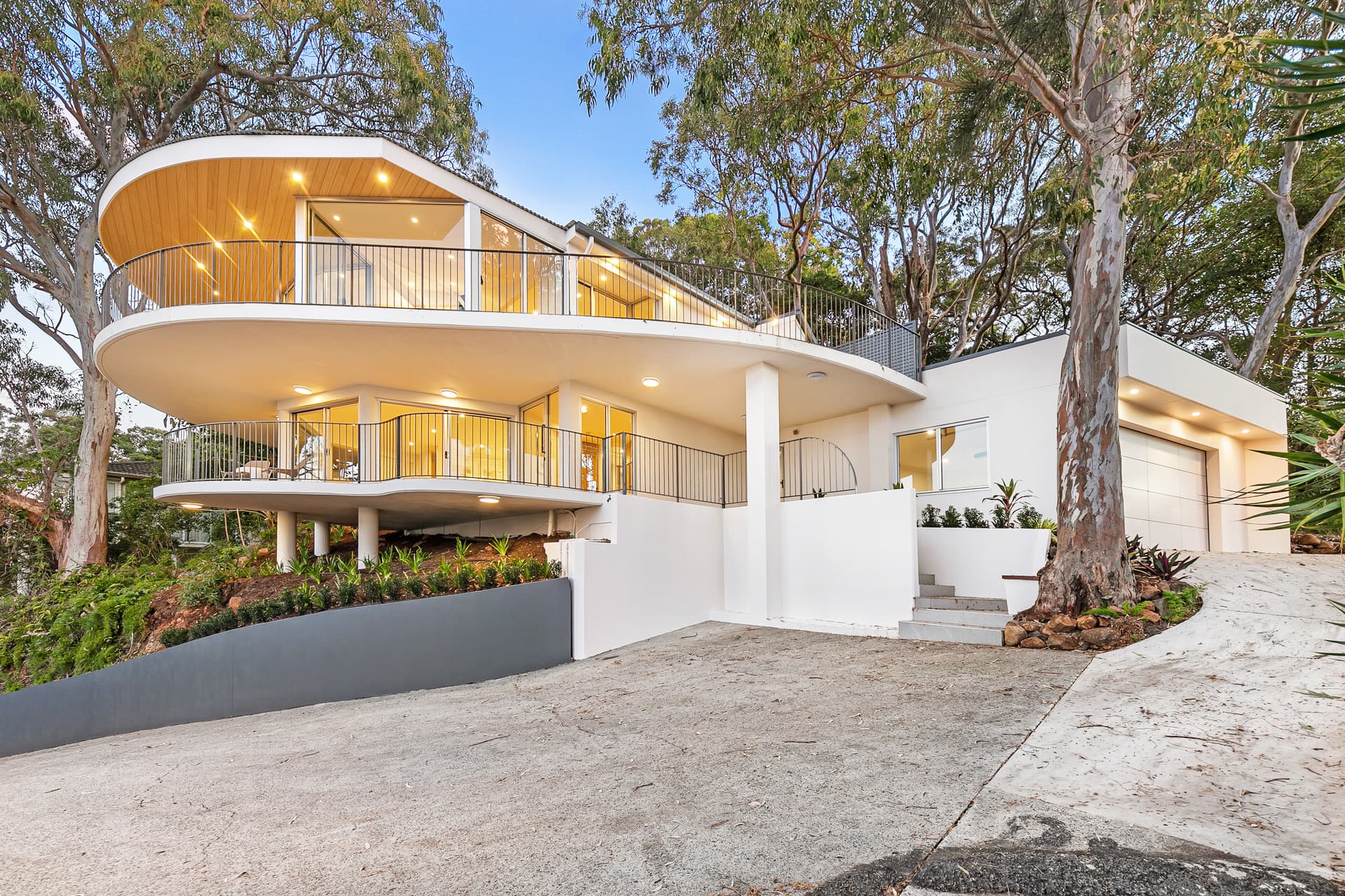 1/5 Kandra Avenue, Currumbin, QLD, 4223, Currumbin - Thumbnail 2