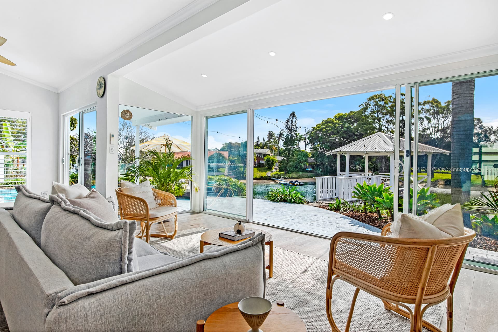 15 Andrew Avenue, Broadbeach Waters, QLD, 4218, Broadbeach Waters - Thumbnail 8