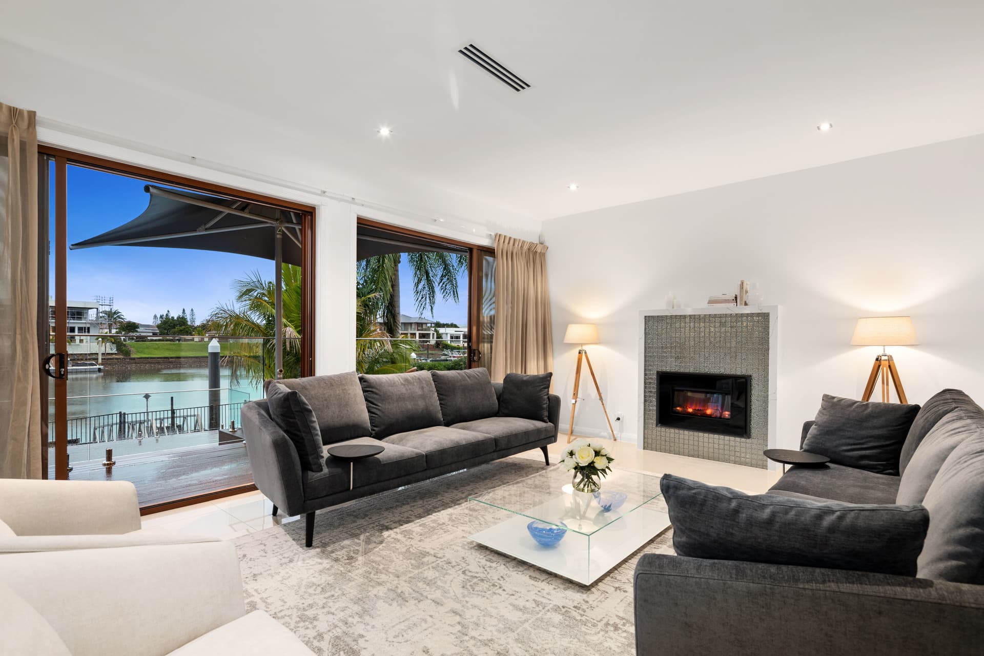 1664 Riverdale Drive, Hope Island, QLD, 4212, Hope Island - Thumbnail 8