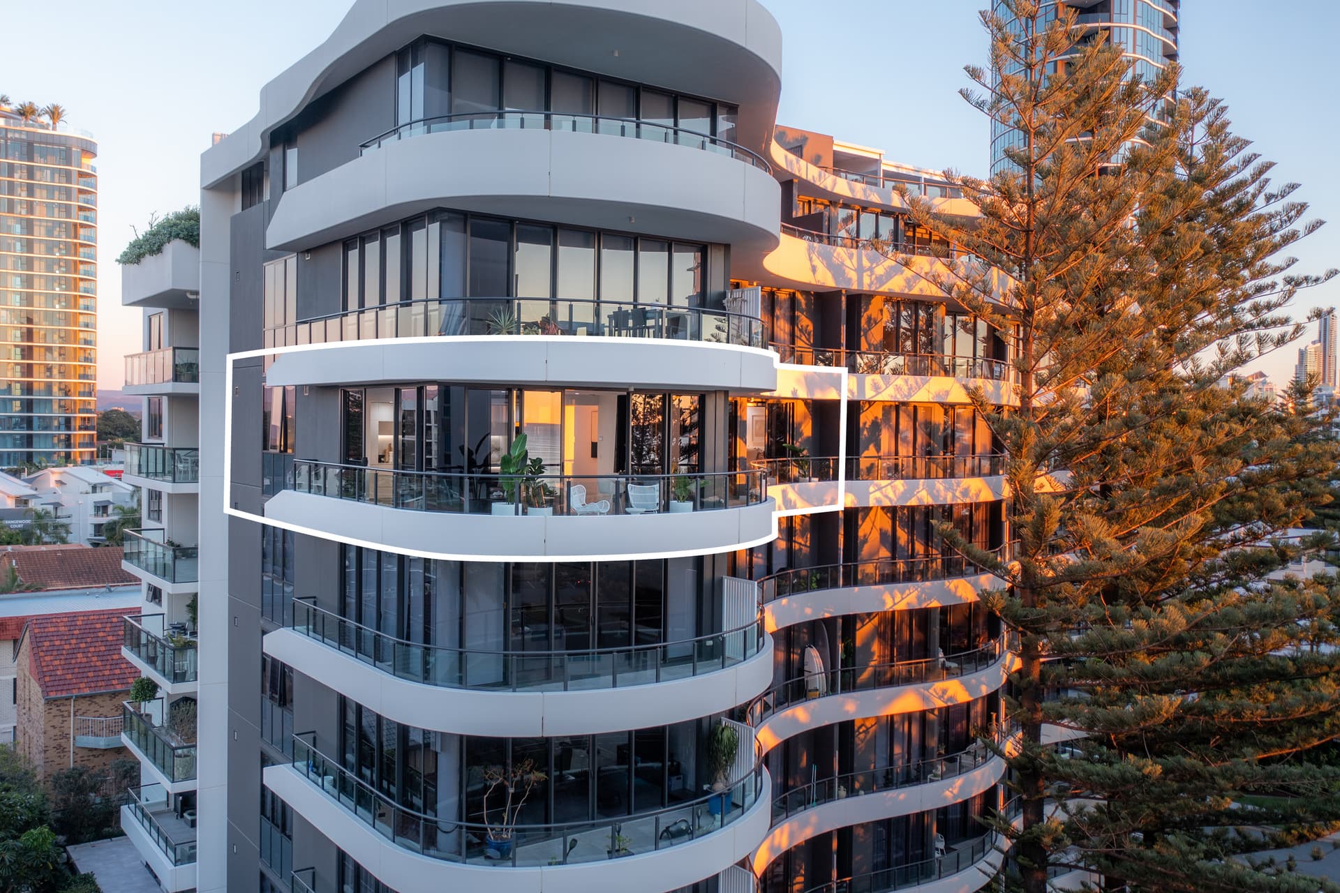 603/95-97 Old Burleigh Road, Broadbeach, QLD, 4218, Broadbeach - Thumbnail 2