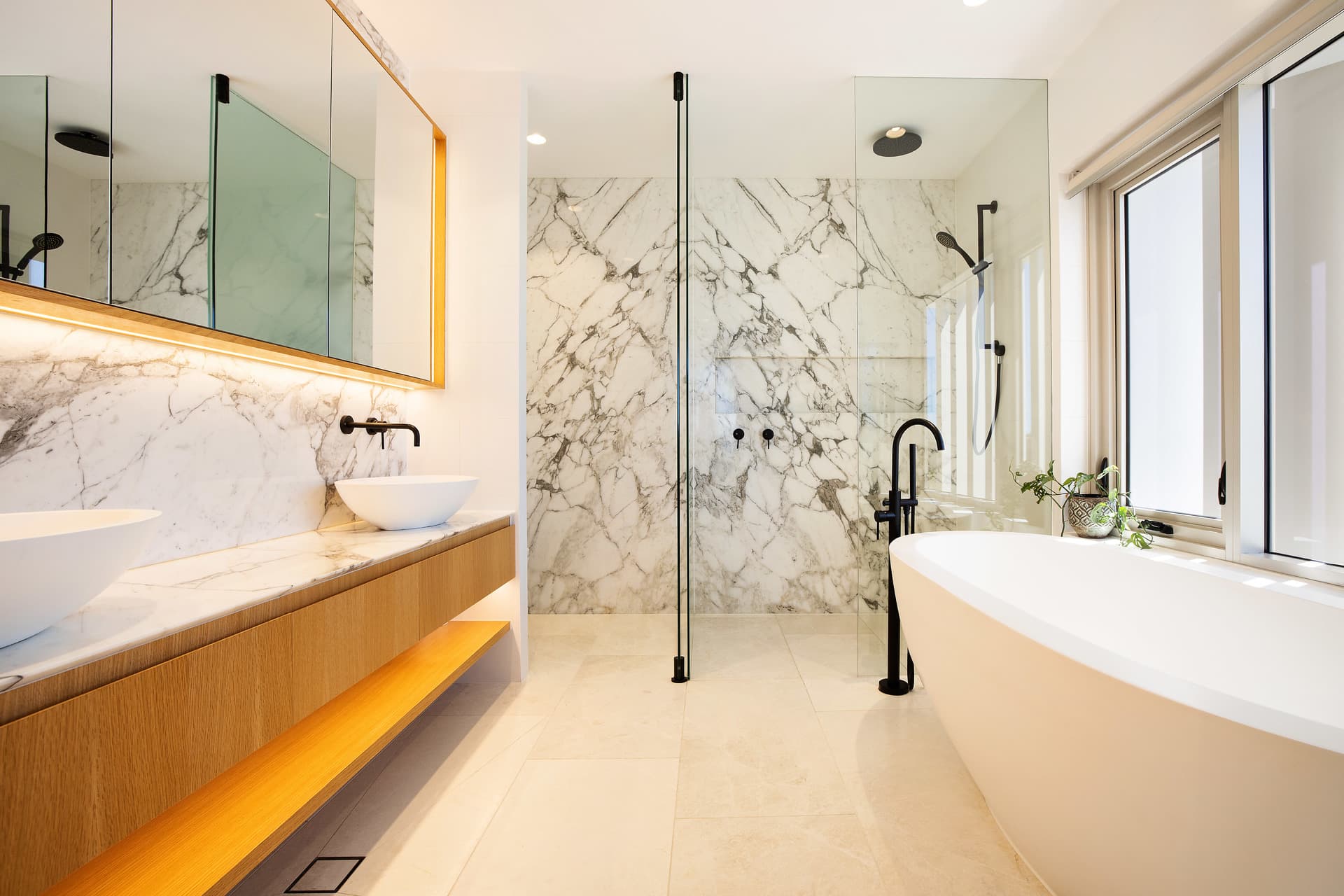 1/142 Marine Parade, Miami, QLD, 4220, Miami - Thumbnail 3