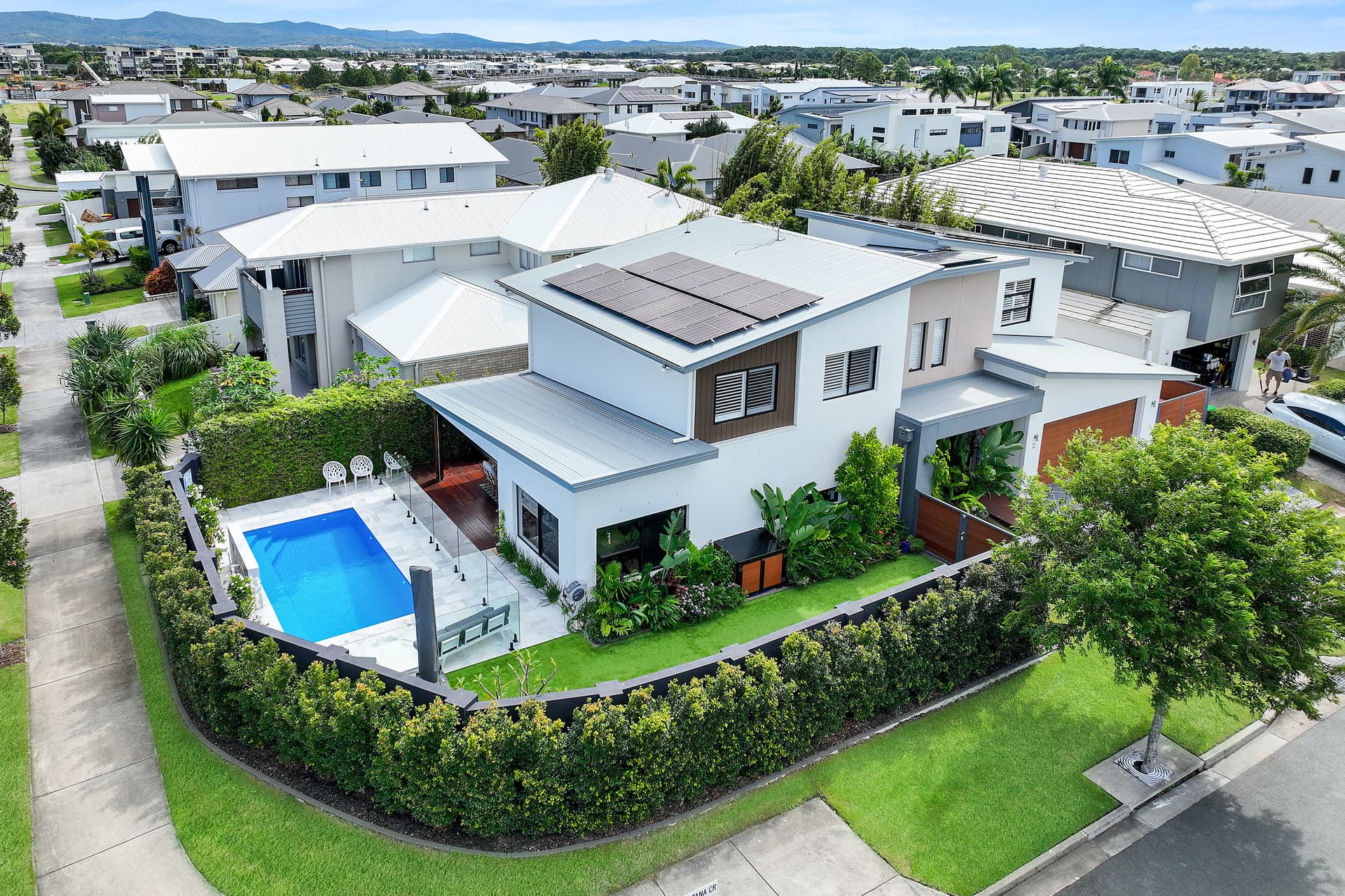 2 Catana Crescent, Hope Island, QLD, 4212, Hope Island - Image 1