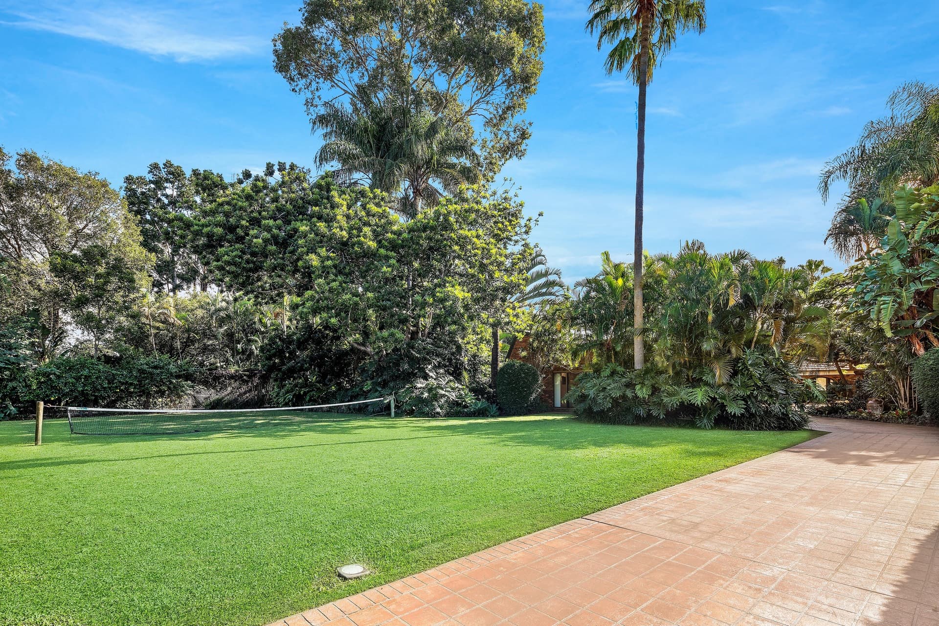 195 & 195a Monaco Street, Broadbeach Waters, QLD, 4218, Broadbeach Waters - Thumbnail 3