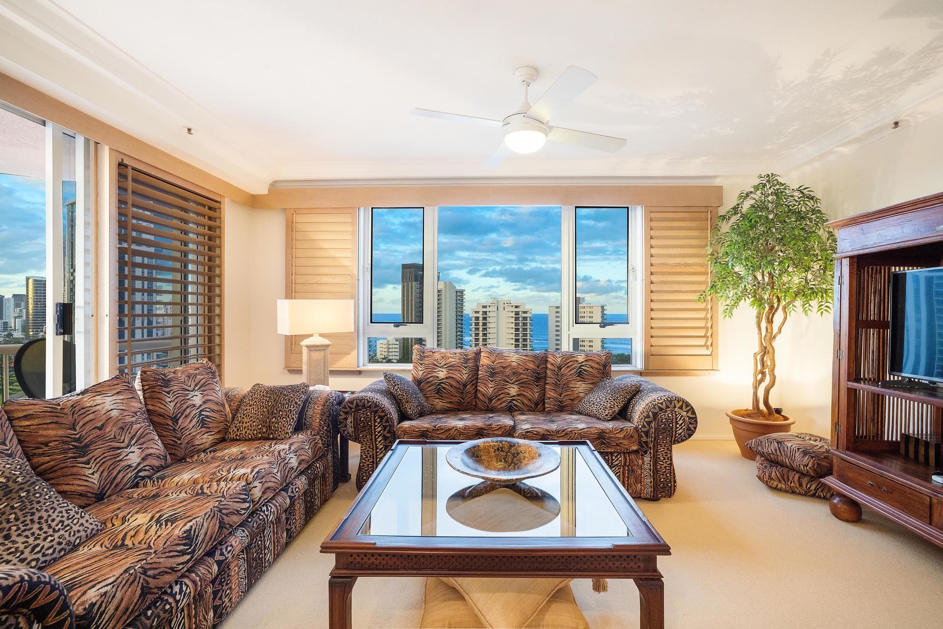 63/129 Surf Parade, Broadbeach, QLD, 4218, Broadbeach - Thumbnail 8