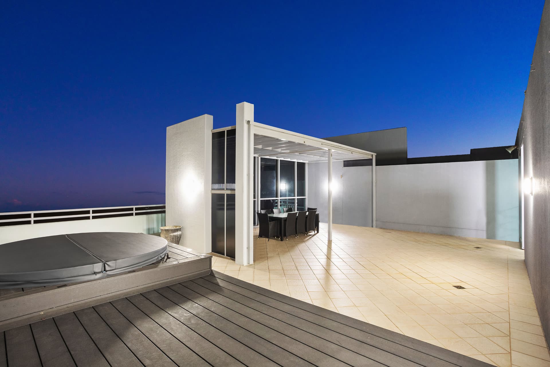 'The Grand Penthouse' 1407/360 Marine Parade, Labrador, QLD, 4215, Labrador - Thumbnail 7