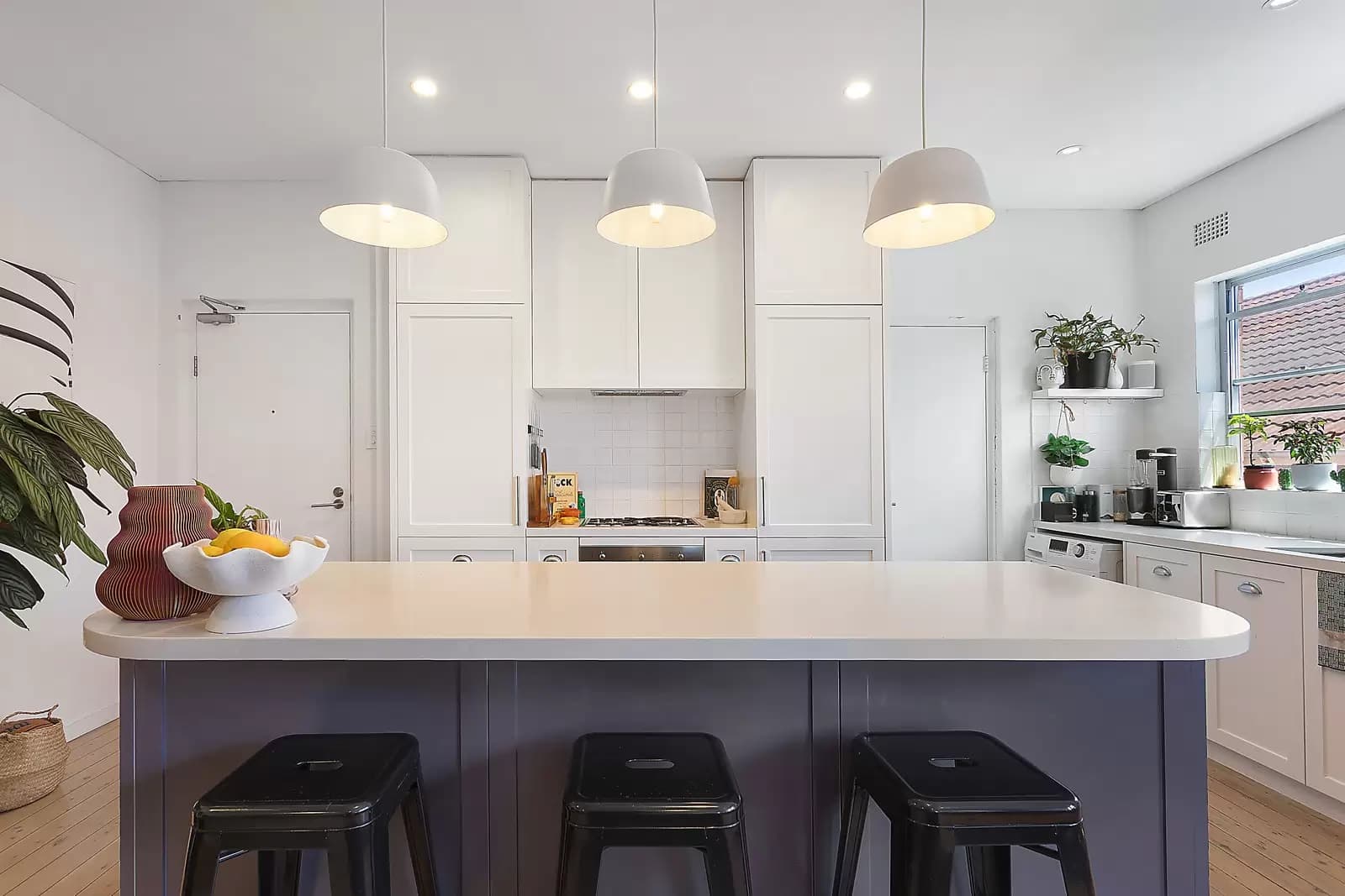 11/38a Flood Street, Bondi, Bondi - Image 1