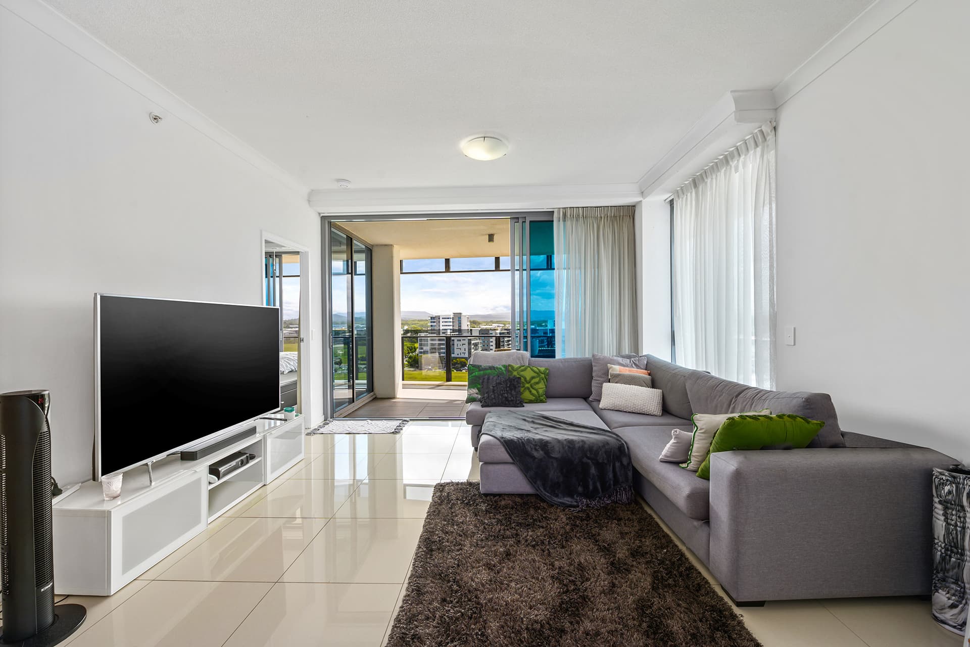 2904/25-31 East Quay Drive, Biggera Waters, QLD, 4216, Biggera Waters - Thumbnail 3