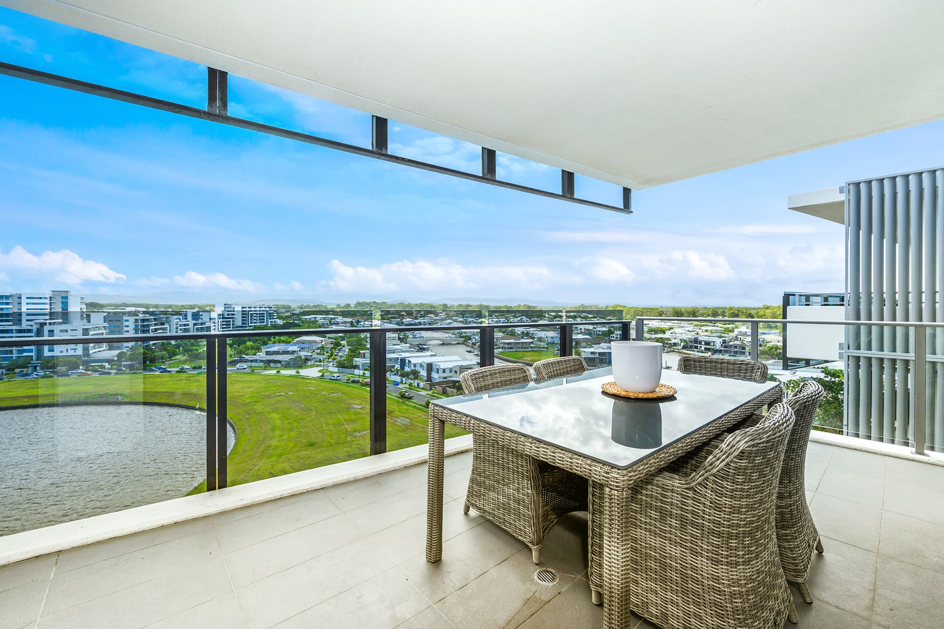 2904/25-31 East Quay Drive, Biggera Waters, QLD, 4216, Biggera Waters - Thumbnail 4