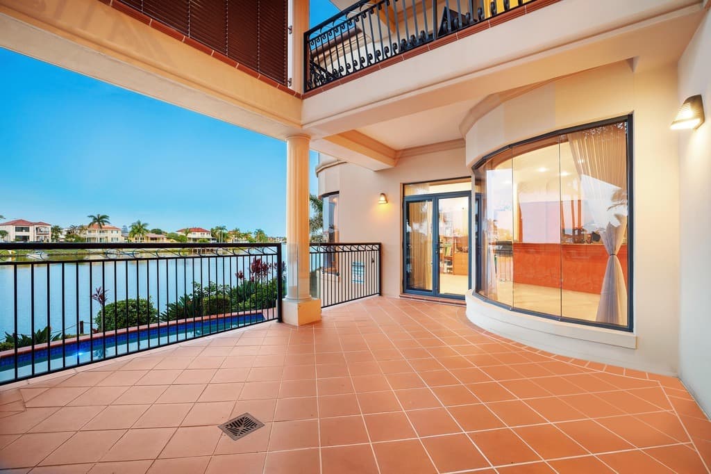 23 Istana View, Clear Island Waters, QLD, 4226, Clear Island Waters - Thumbnail 5