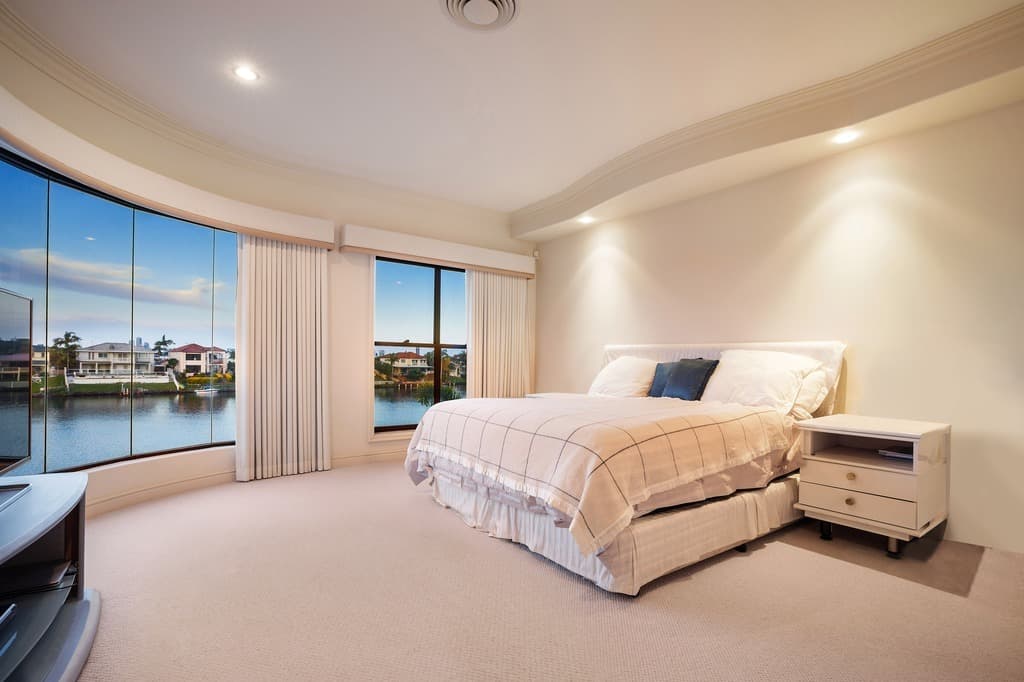 23 Istana View, Clear Island Waters, QLD, 4226, Clear Island Waters - Thumbnail 8