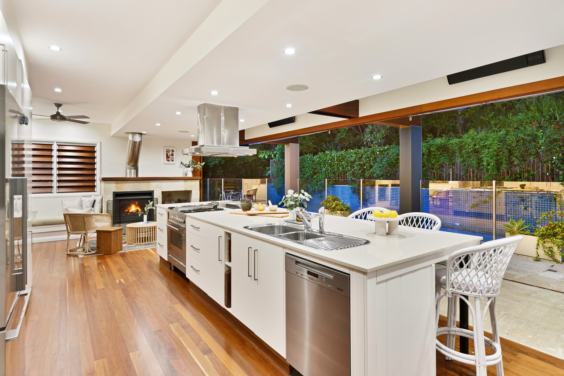 14 Murraba Street, Currumbin, QLD, 4223, Currumbin - Thumbnail 5