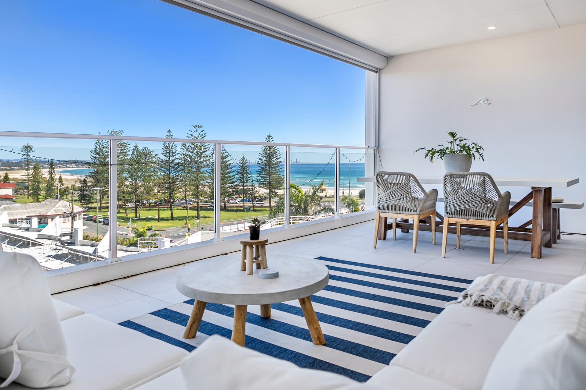 11/7-11 Rutledge  Street, Coolangatta, QLD, 4225, Coolangatta - Thumbnail 2