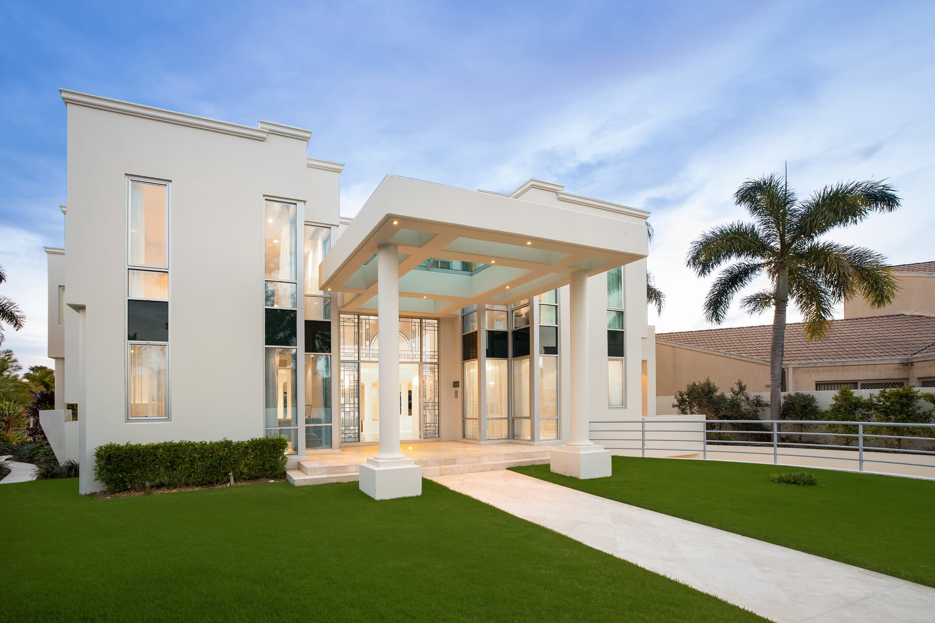 4 San Remo  Boulevard, Sorrento, QLD, 4217, Sorrento - Image 1