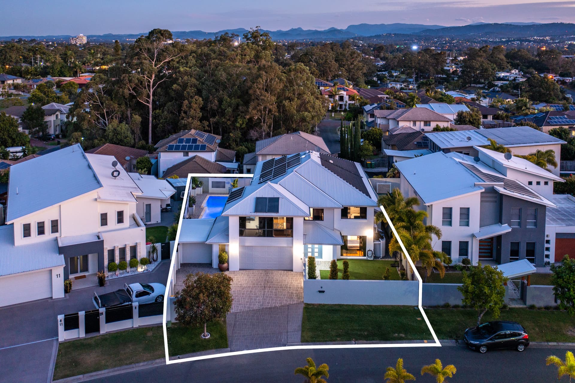 9 Viewridge  Way, Molendinar, QLD, 4214, Molendinar - Thumbnail 2