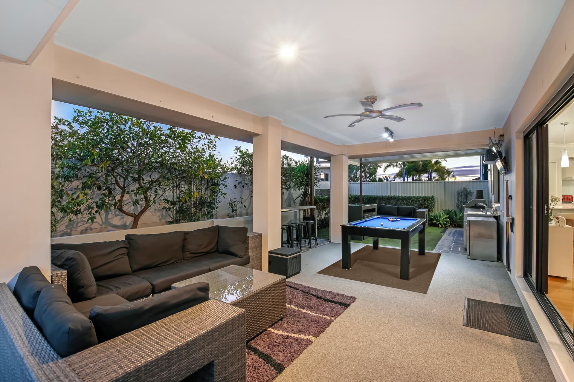 9 Viewridge  Way, Molendinar, QLD, 4214, Molendinar - Thumbnail 3