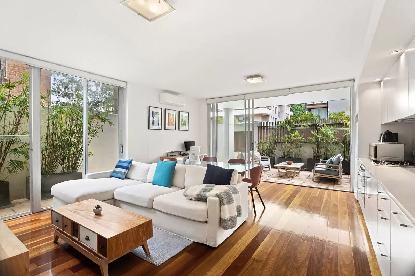 1/64 Penkivil Street, Bondi, Bondi - Image 1