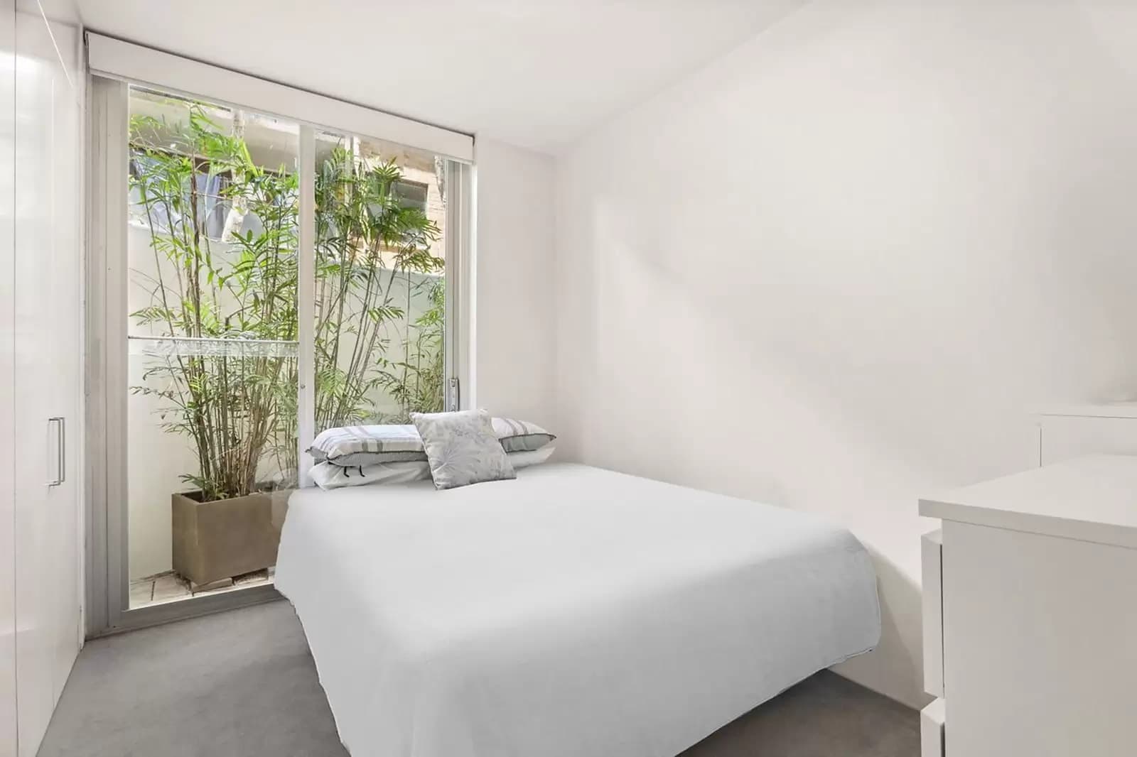 1/64 Penkivil Street, Bondi, Bondi - Thumbnail 3