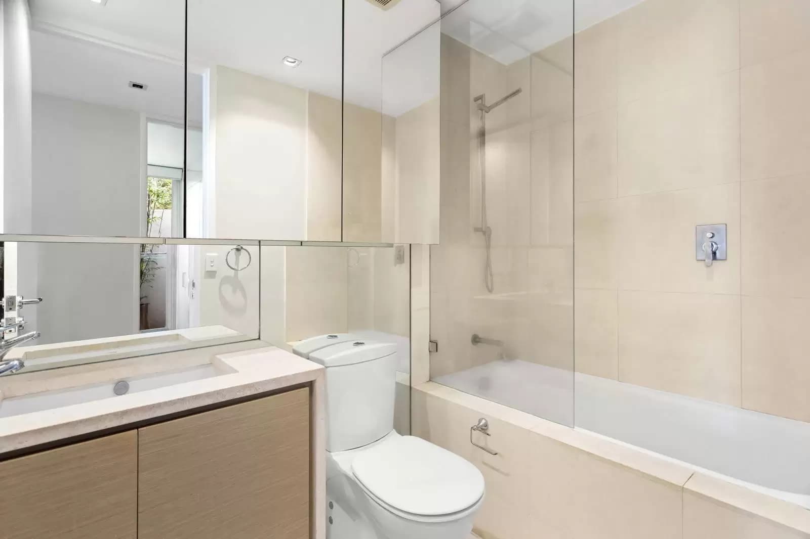 1/64 Penkivil Street, Bondi, Bondi - Thumbnail 4