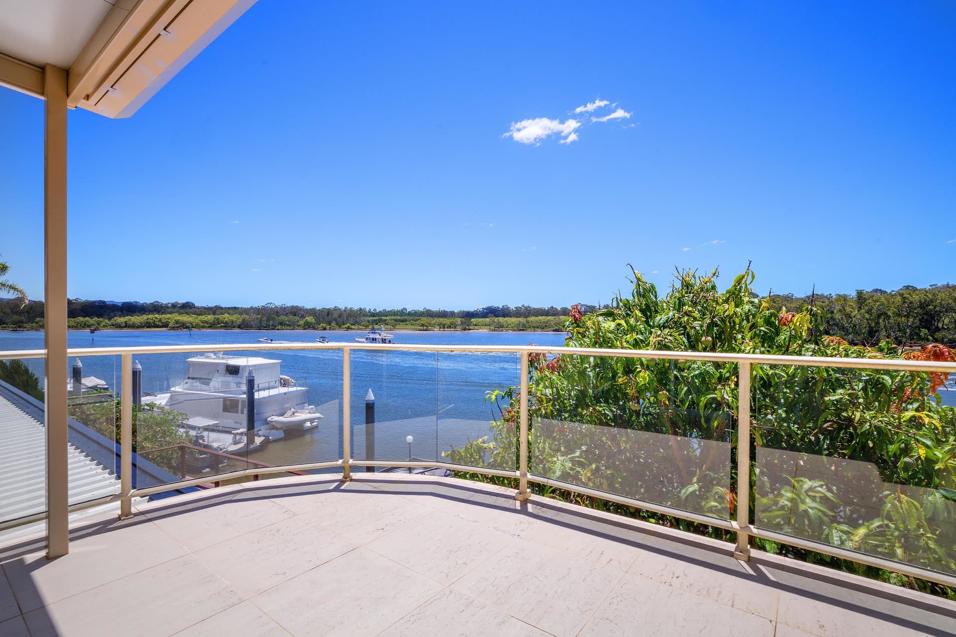 5306 Marine Drive North , Hope Island, QLD, 4212, Hope Island - Thumbnail 2