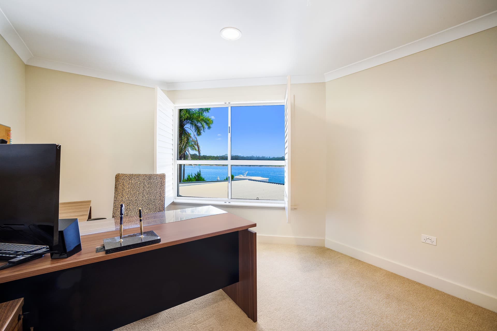 5306 Marine Drive North , Hope Island, QLD, 4212, Hope Island - Thumbnail 4