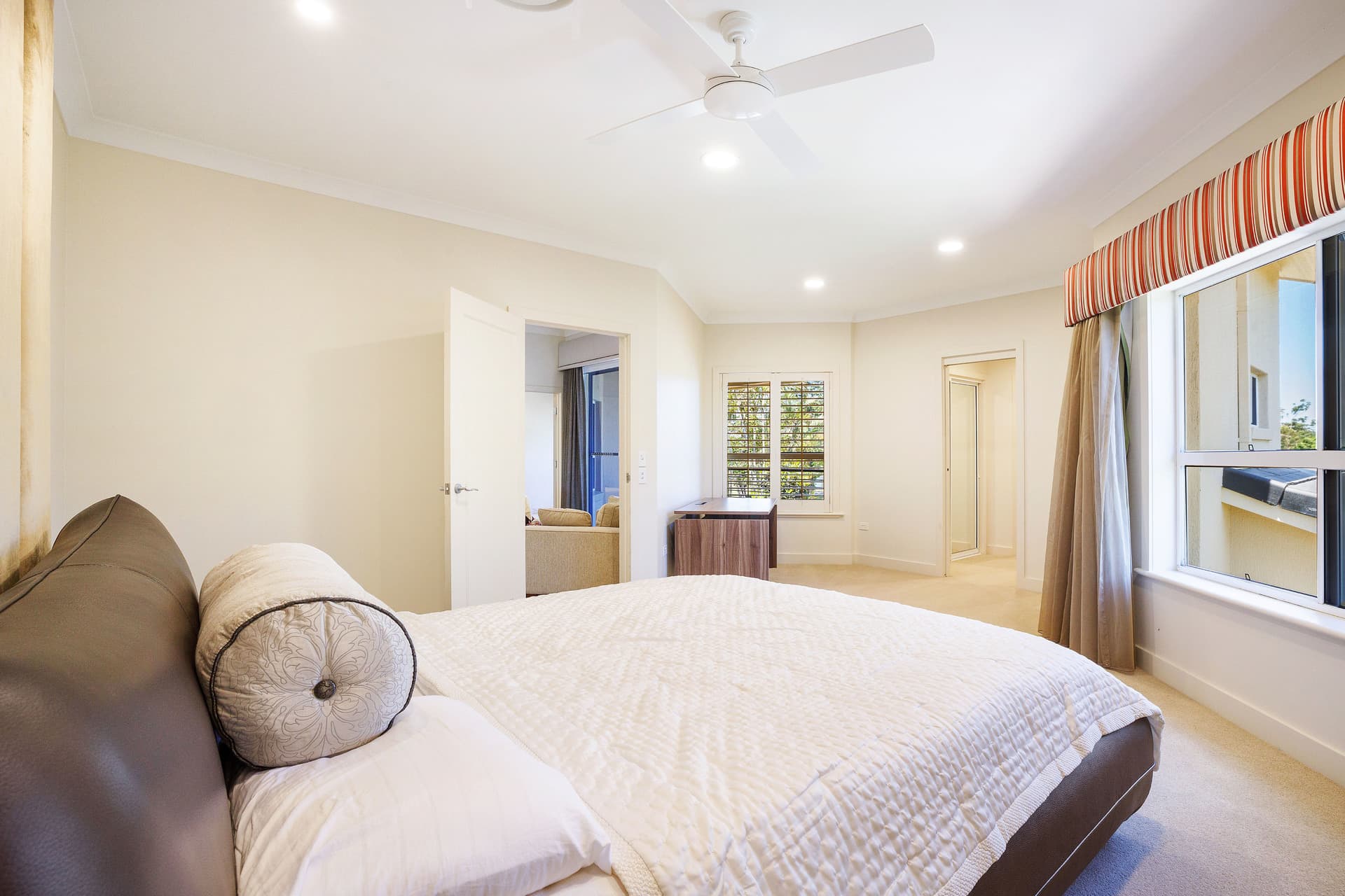 5306 Marine Drive North , Hope Island, QLD, 4212, Hope Island - Thumbnail 5