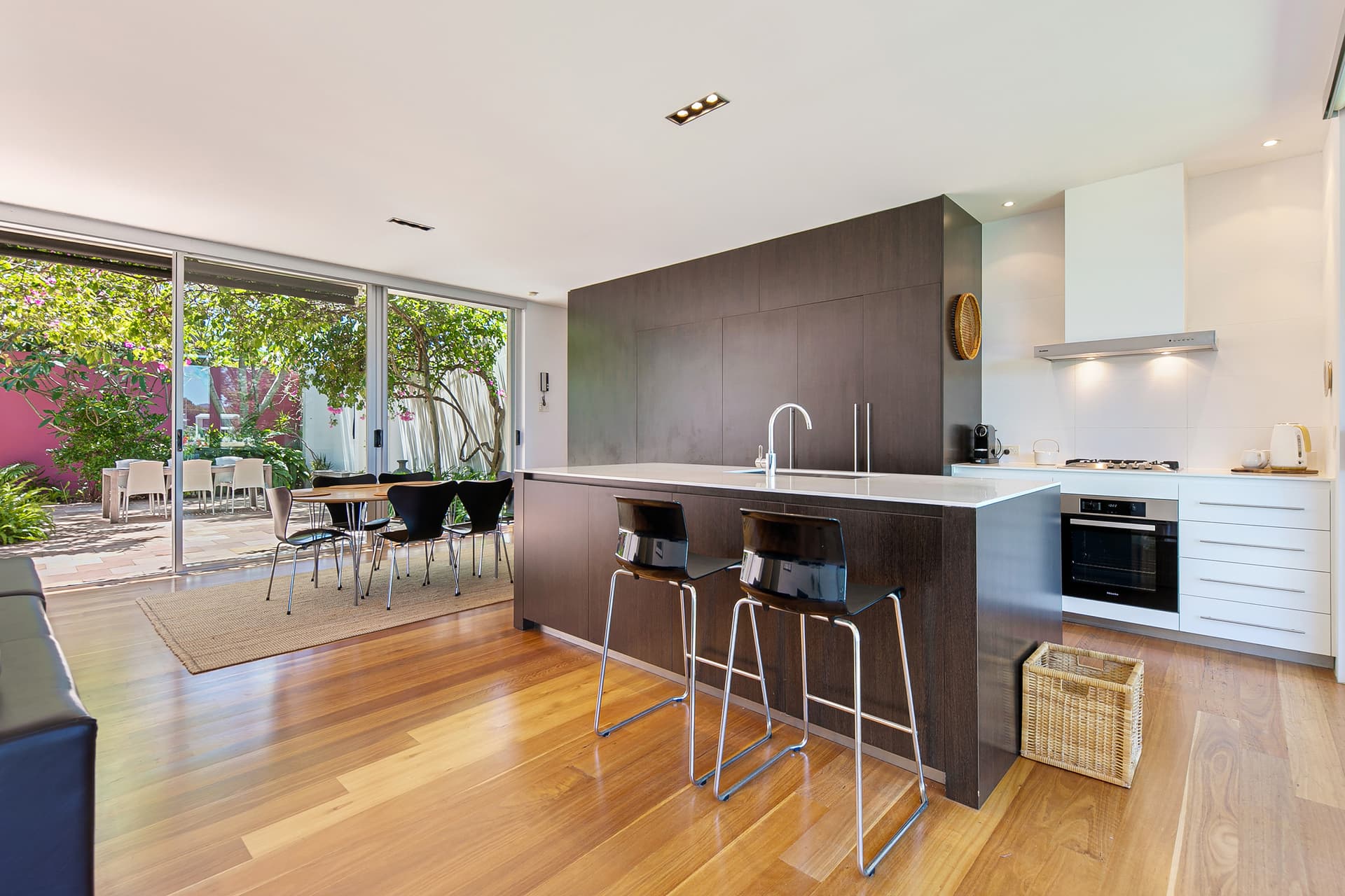 196 Tahiti Avenue, Palm Beach, QLD, 4221, Palm Beach - Thumbnail 5