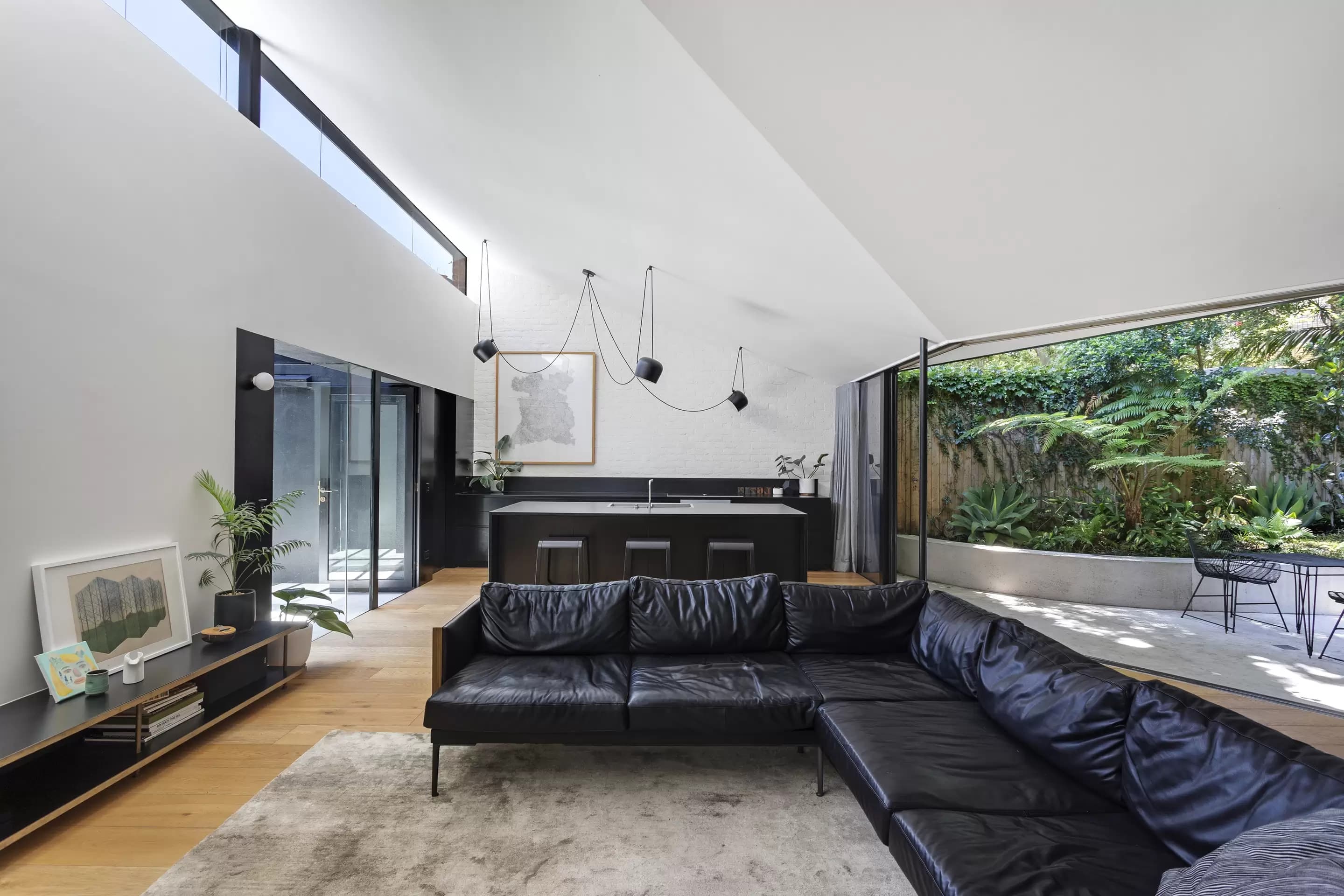 41 Comber Street, Paddington, Paddington - Thumbnail 2