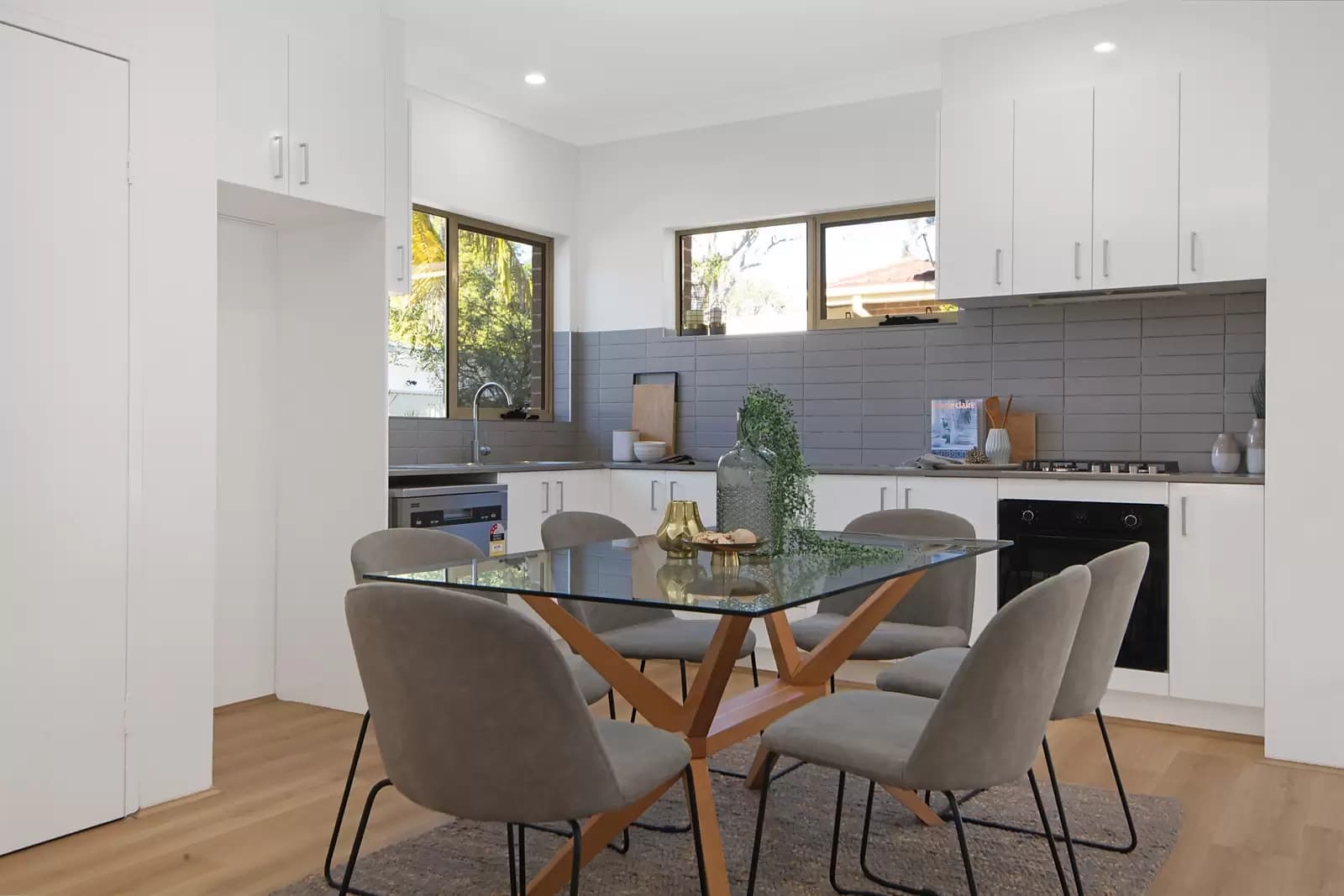 2/230 Kingsway, Caringbah South, Caringbah South - Thumbnail 4