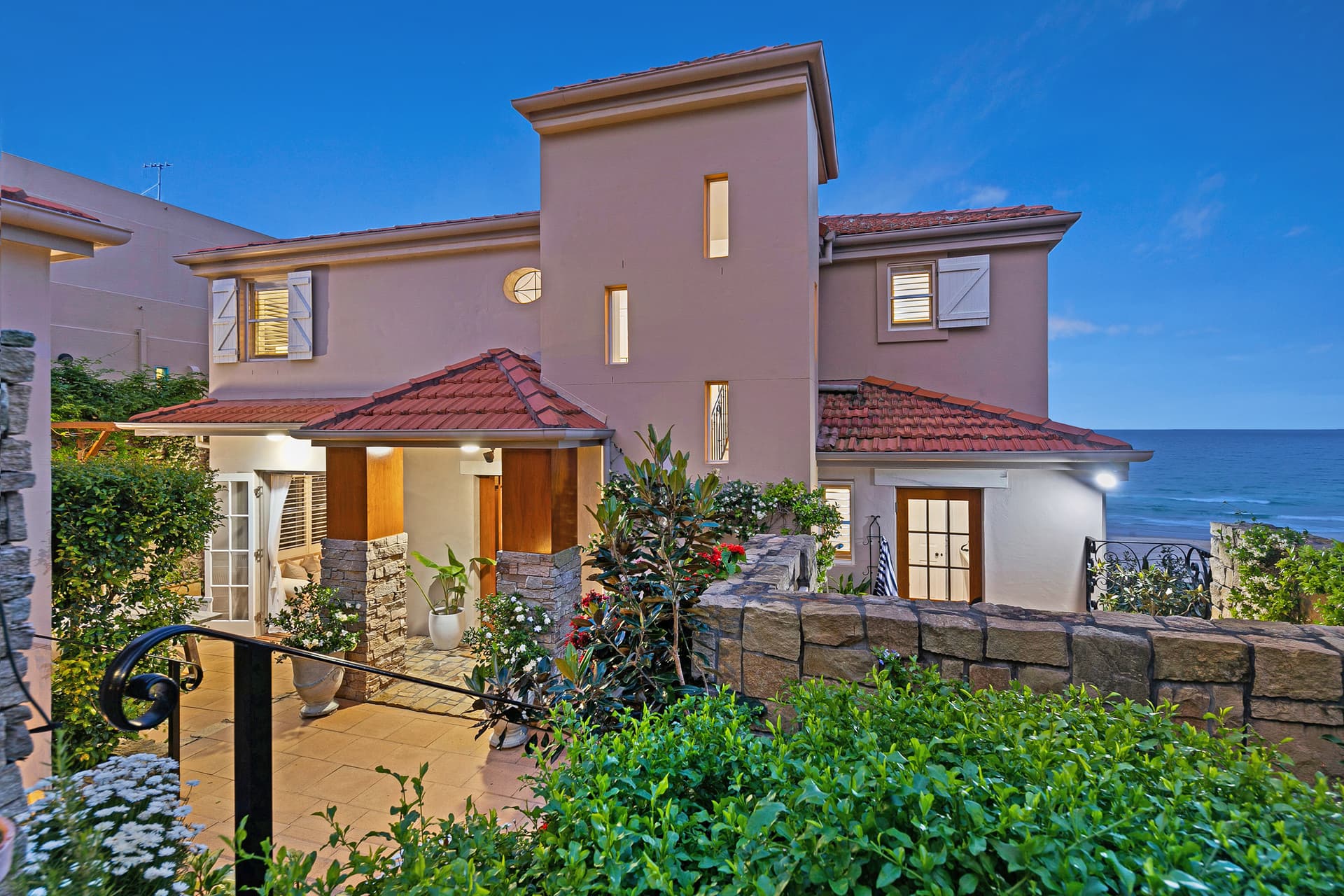 65a Woodgee Street, Currumbin, QLD, 4223, Currumbin - Thumbnail 4
