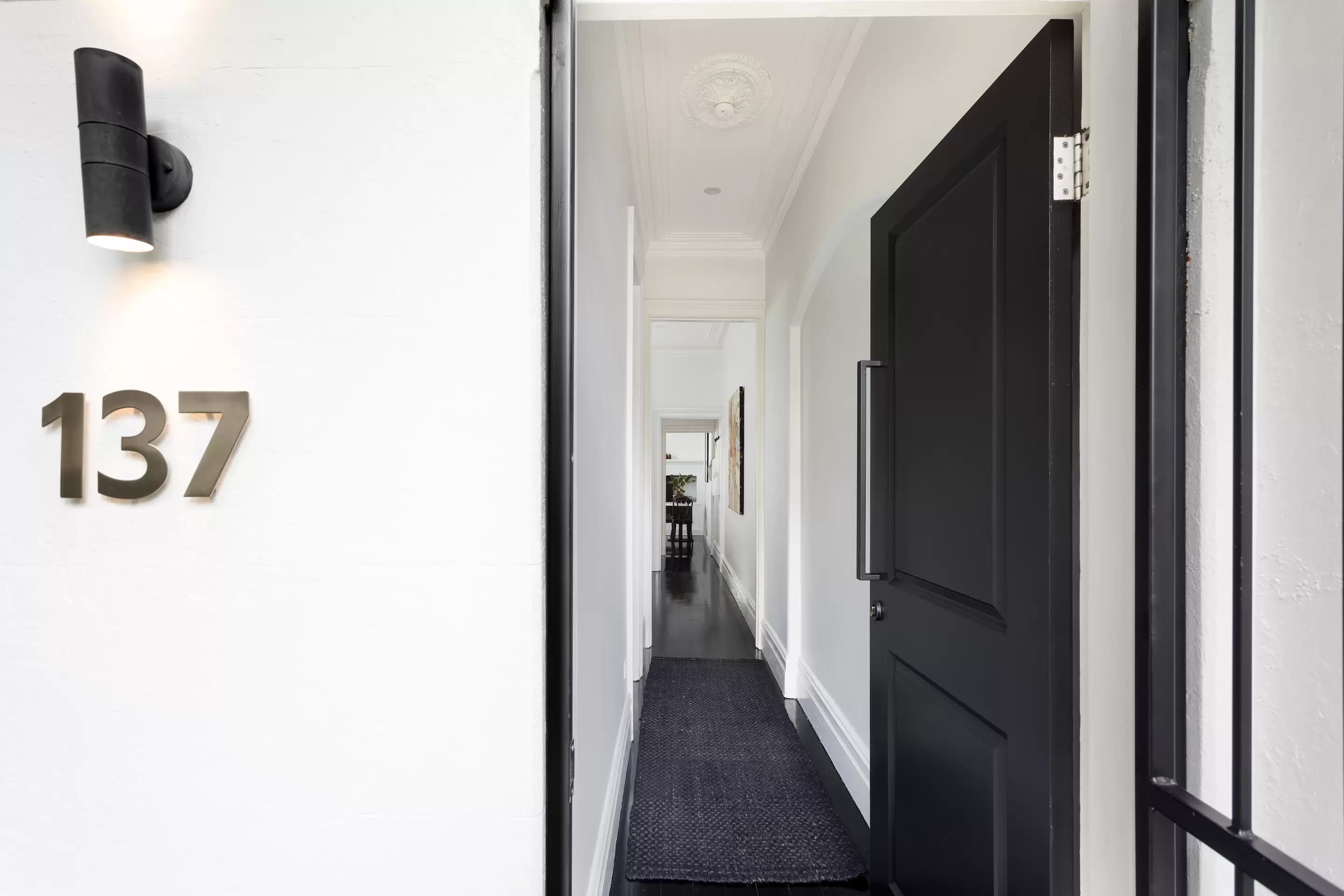 137 Underwood Street, Paddington, Paddington - Thumbnail 2