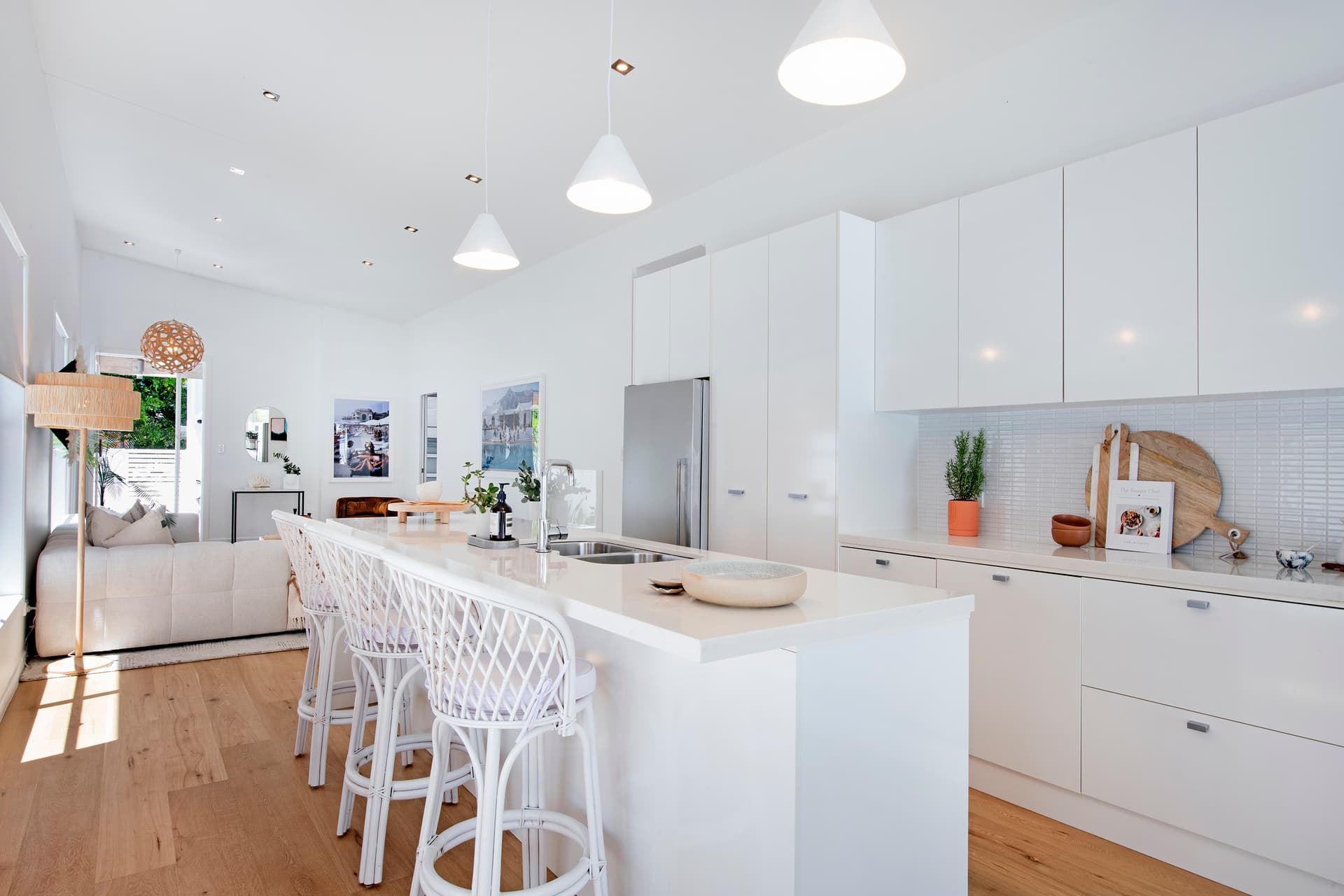 11 William Street, Mermaid Beach, QLD, 4218, Mermaid Beach - Thumbnail 2