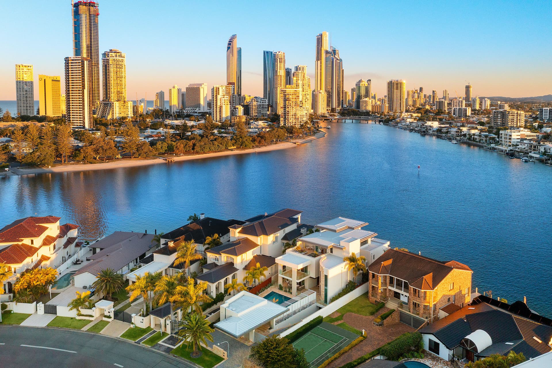 62 Admiralty Drive, Paradise Waters, QLD, 4217, Surfers Paradise - Thumbnail 2