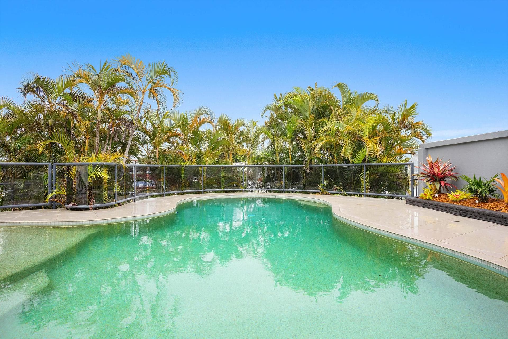27 Tosti Street, Sorrento, QLD, 4217, Sorrento - Thumbnail 5