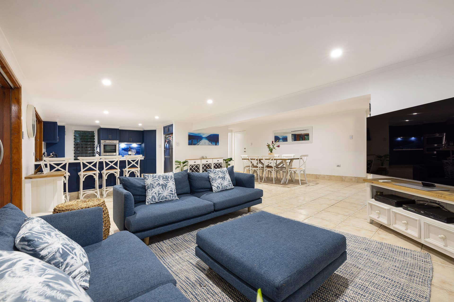 12 York Street, Southport, QLD, 4215, Southport - Thumbnail 4
