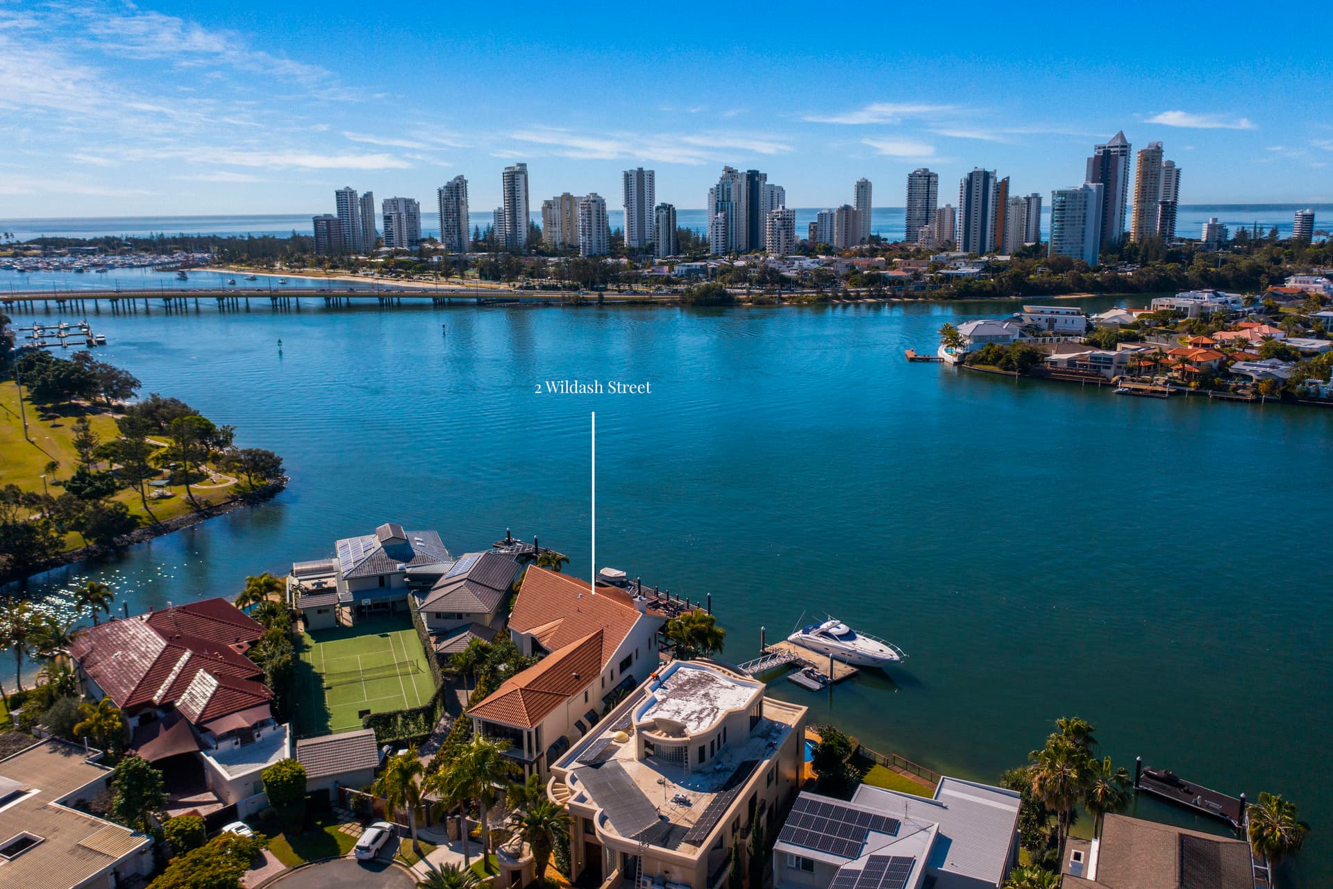 2 Wildash Street, Southport, QLD, 4215, Southport - Thumbnail 2