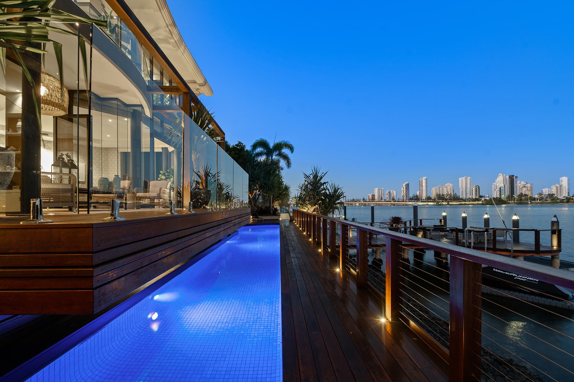 2 Wildash Street, Southport, QLD, 4215, Southport - Thumbnail 3