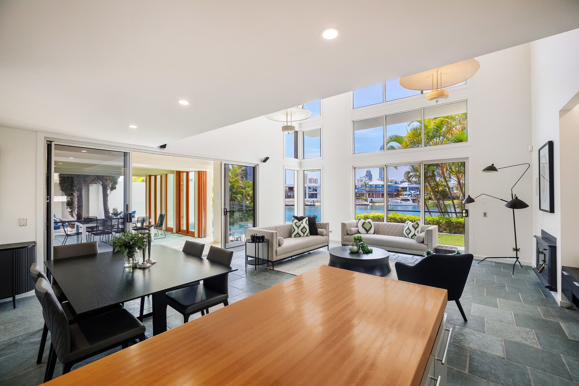 97 Gibraltar Drive, Isle Of Capri, QLD, 4217, Isle Of Capri - Thumbnail 7