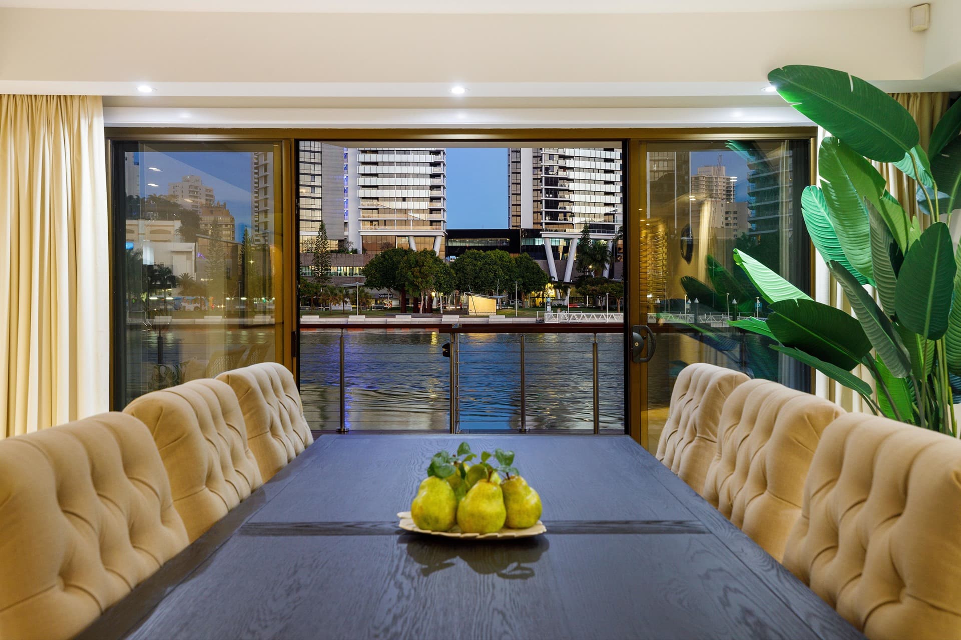 21 Tarcoola Crescent, Surfers Paradise, QLD, 4217, Surfers Paradise - Thumbnail 5