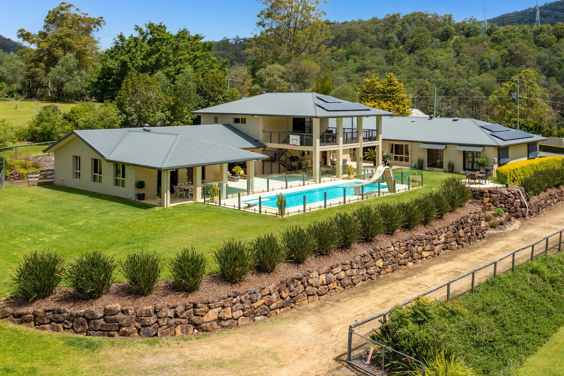 277 Clagiraba Road, Mount Nathan, QLD, 4211, Mount Nathan - Thumbnail 2