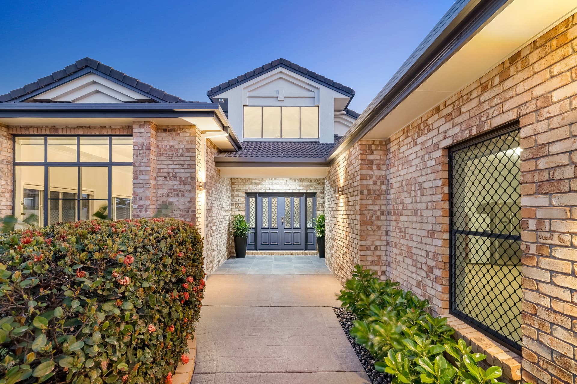 64 Montevideo Drive, Clear Island Waters, QLD, 4226, Clear Island Waters - Thumbnail 4