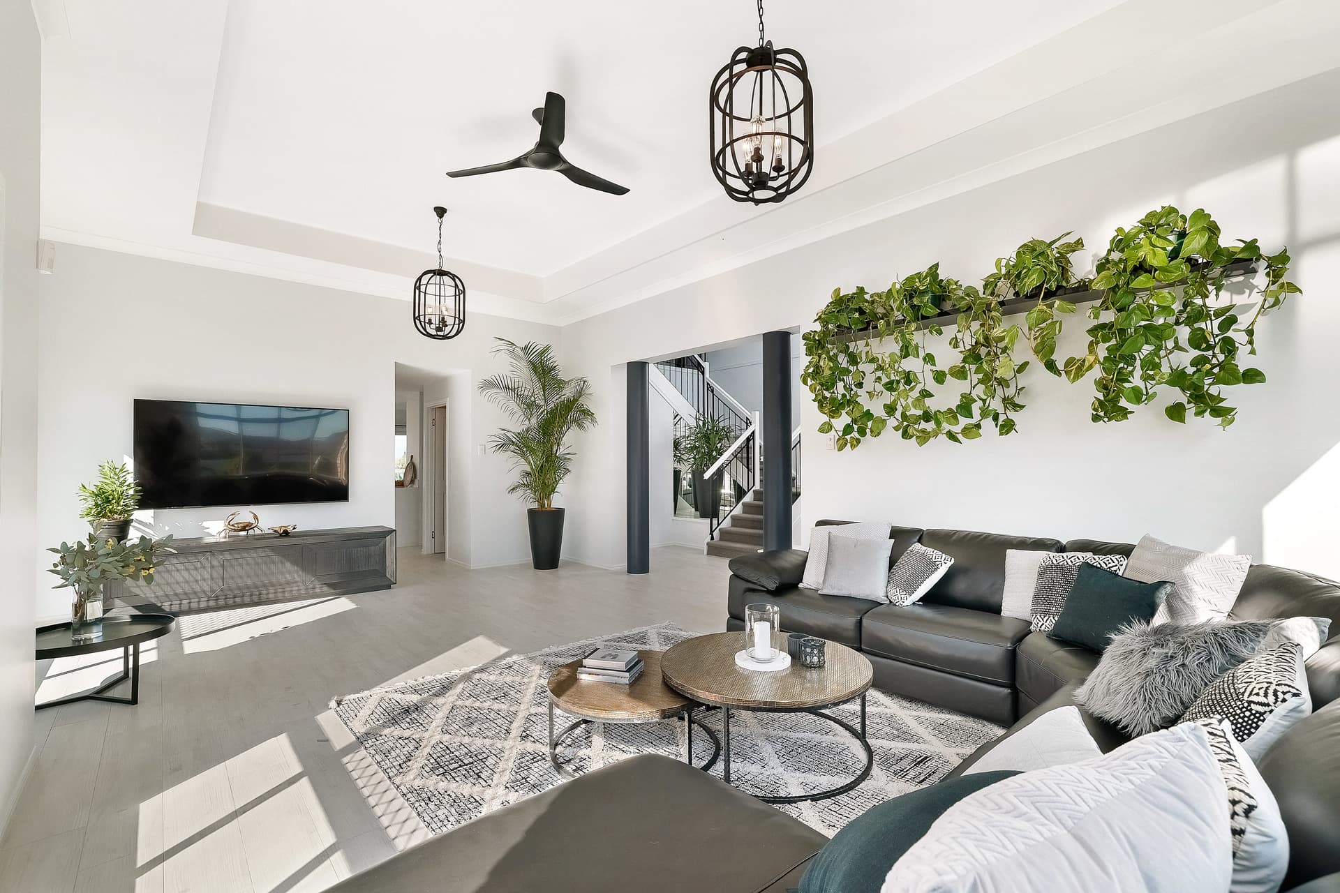 64 Montevideo Drive, Clear Island Waters, QLD, 4226, Clear Island Waters - Thumbnail 6