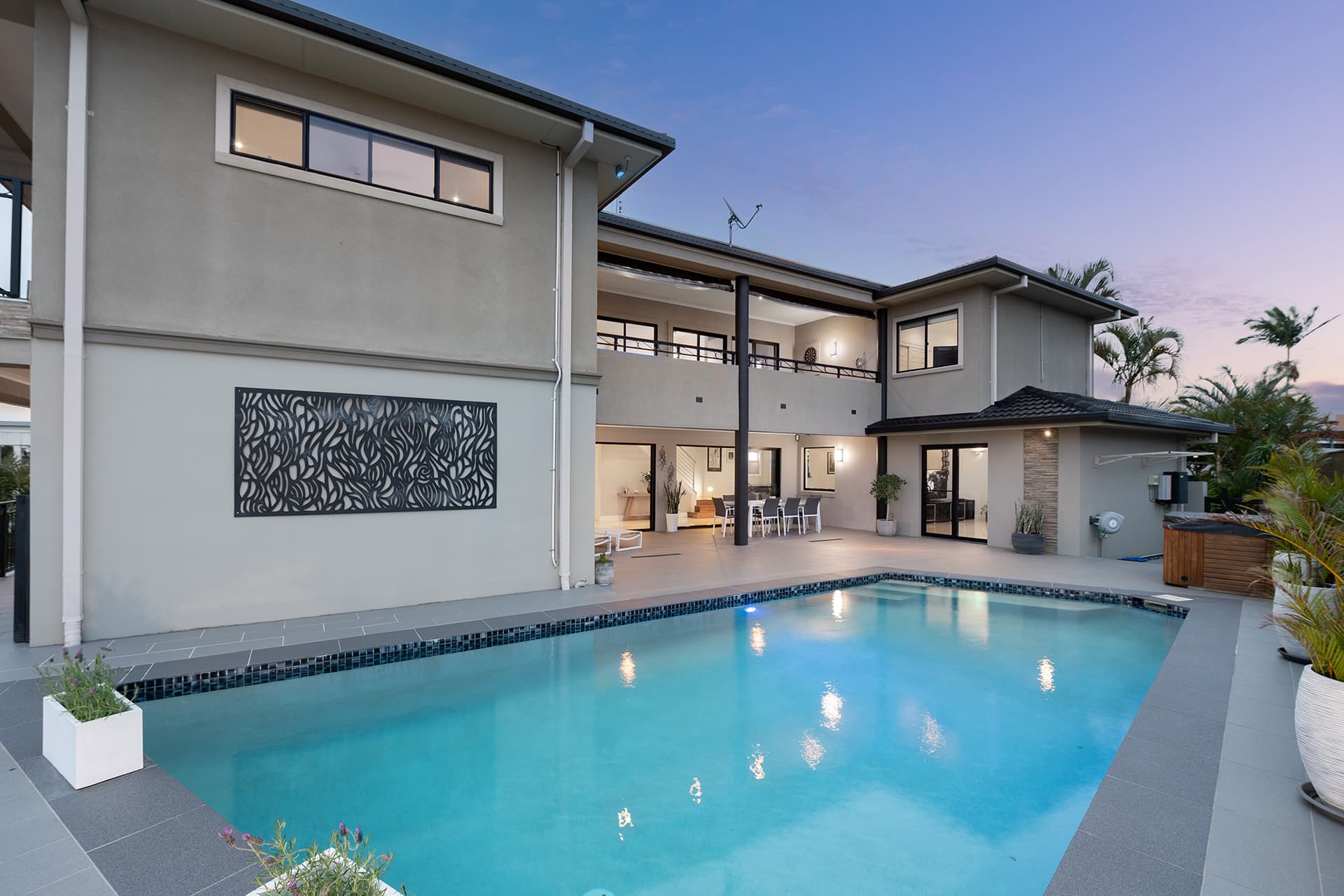 10 Saywell Street, Sorrento, QLD, 4217, Sorrento - Thumbnail 3