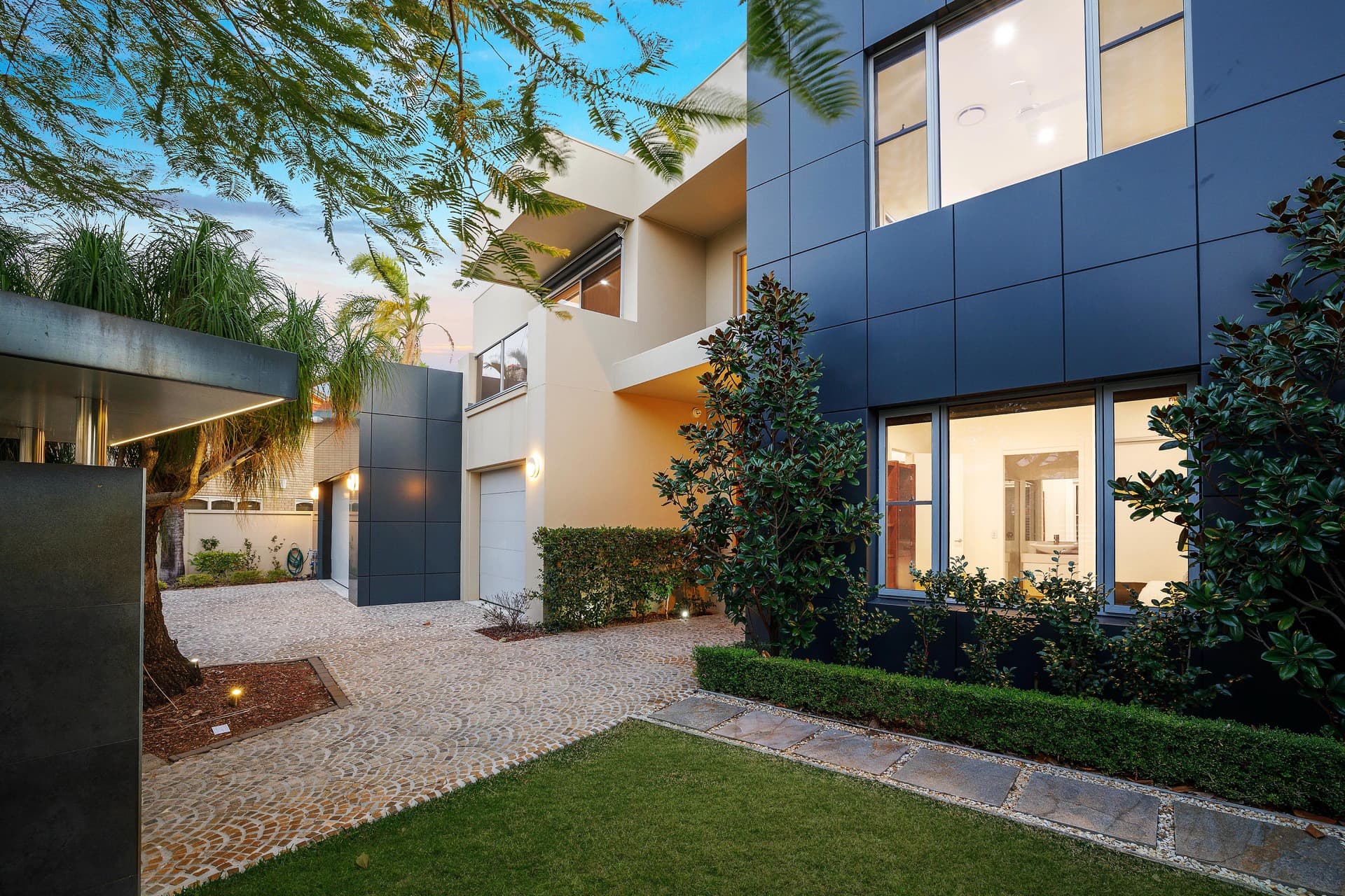 4 Seafarer Court, Paradise Waters, QLD, 4217, Surfers Paradise - Image 1