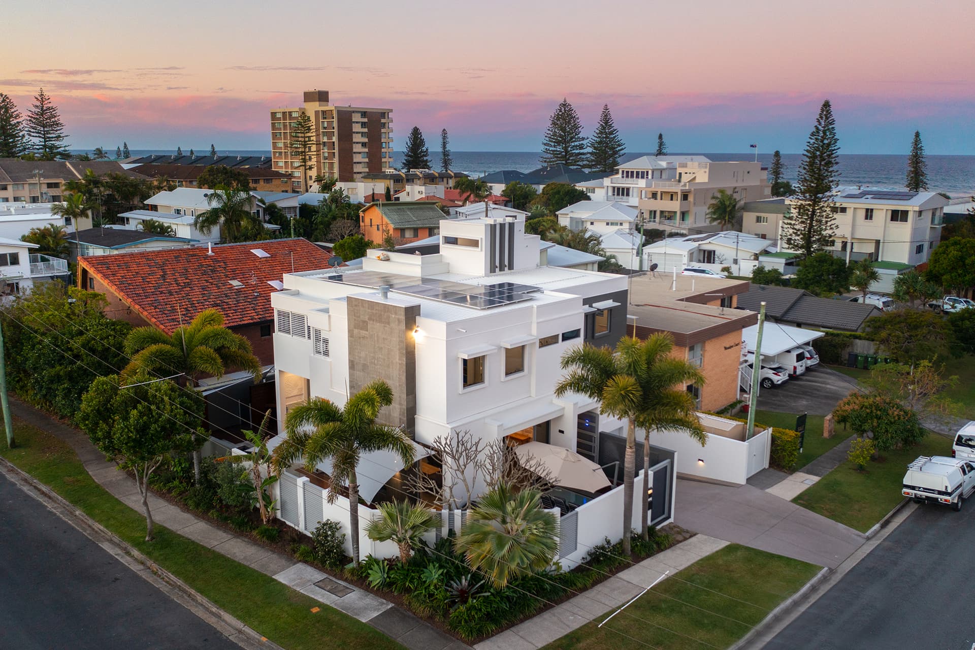 23 Messines Crescent, Miami, QLD, 4220, Miami - Thumbnail 2