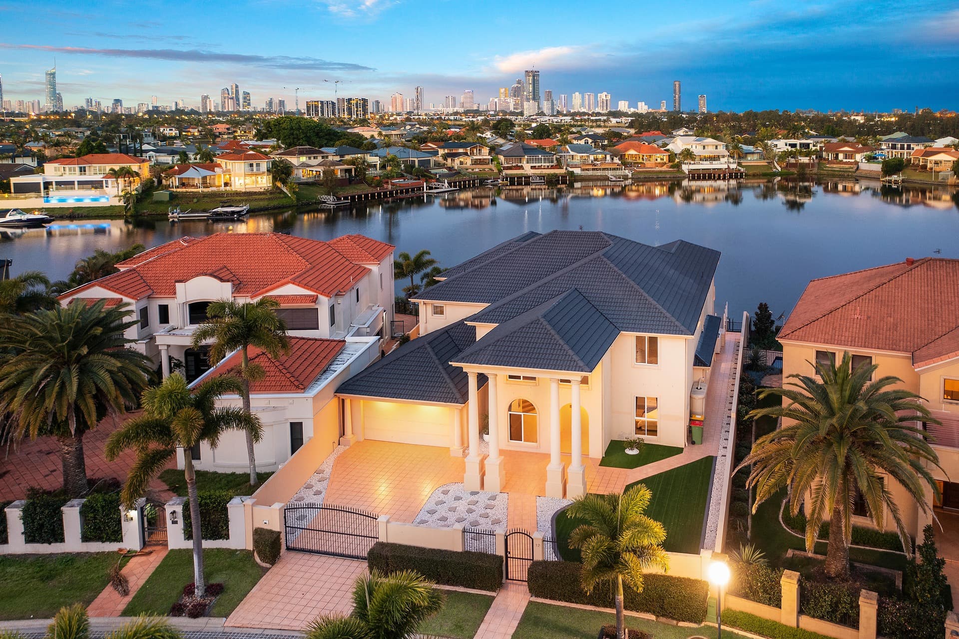 12 Clear Water Bay Avenue, Clear Island Waters, QLD, 4226, Clear Island Waters - Thumbnail 2